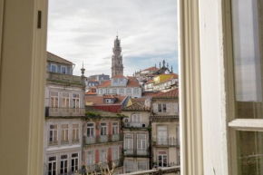 Cardosas Square Luxury Apartments by Porto City Hosts